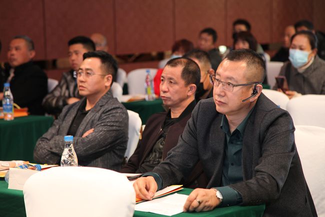 锦鹏石墨烯科技在呼和浩特举行推介会 石墨烯产业备受关注