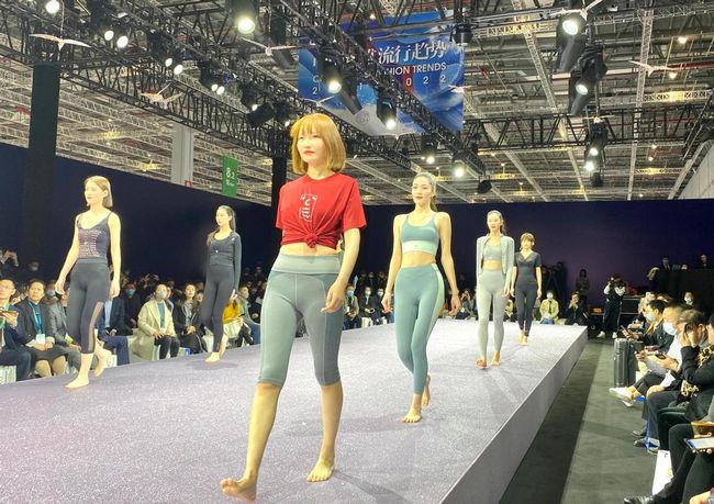 湖北利川籍教授高超研发石墨烯多功能复合纤维引领未来穿戴