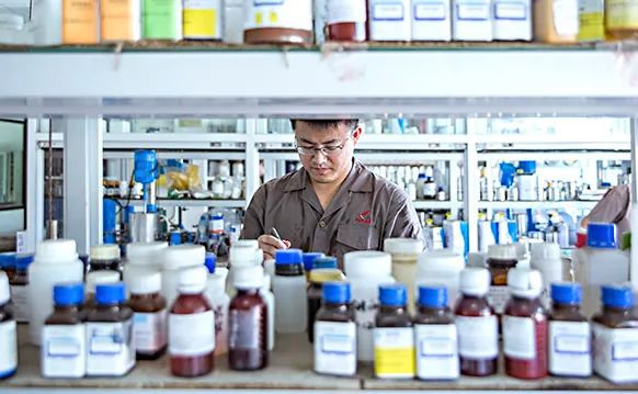 菁英零距离 | 王书传：承“信和”理念，书写石墨烯技术传奇