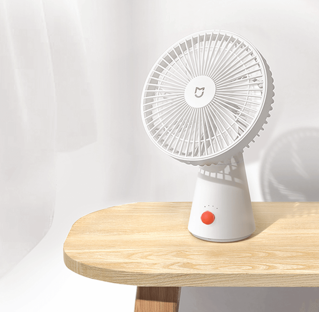 在这个能“晒死人”的夏天，这家中国企业开发出了“穿戴式空调”