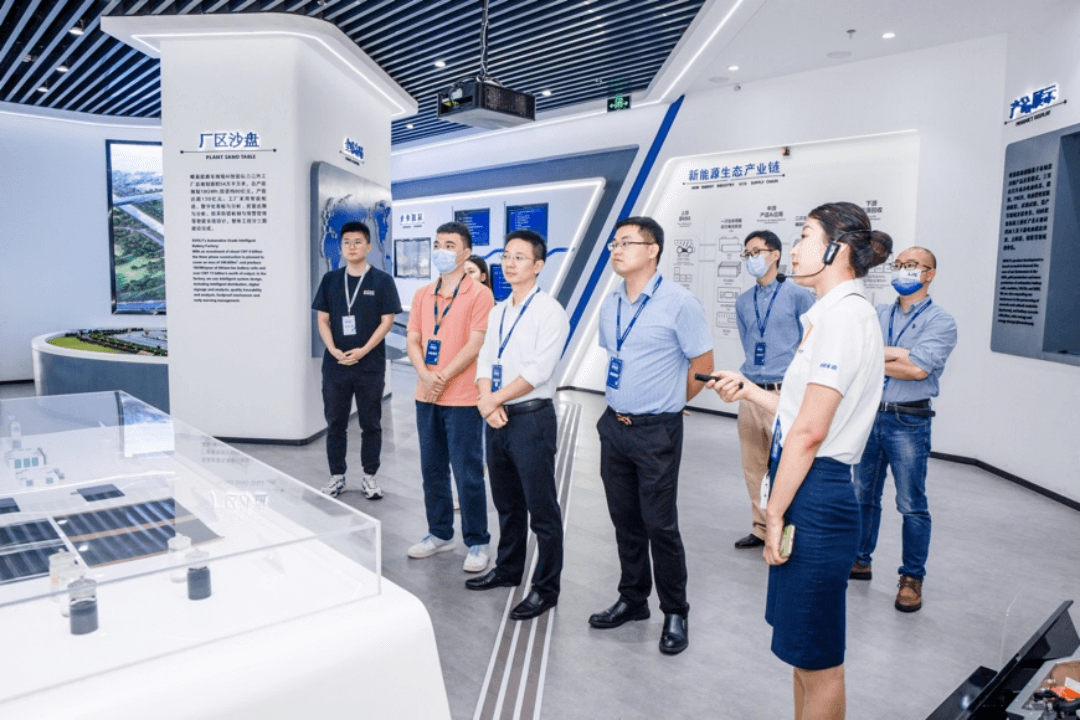 逐浪先「蜂」，蜂巢能源擘画产业合作新生态