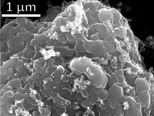 用废塑料制造氢气可以收回成本 莱斯大学研究发现石墨烯副产品抵消了“闪蒸”制氢成本